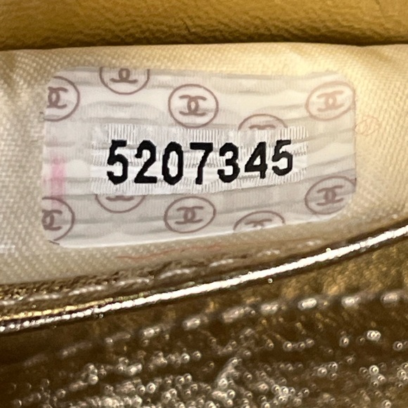 Authentic Chanel Party Pill Box Shoulder Bag - Picture 14 of 16